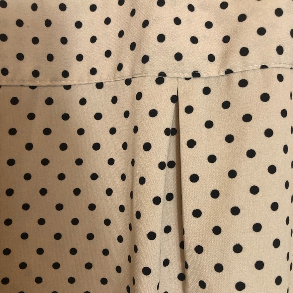 Notations Long Sleeve with Roll Tab  Button Down Blouse. Polka Dot Size XL - Picture 8 of 9